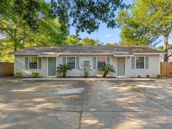 215 Tiffany Ct SE #A, Fort Walton Beach, FL 32548