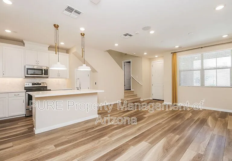 4548 S Renaissance Dr #102 — Photo 2
