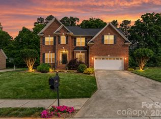 5649 Old Town Ln, Gastonia, NC 28056