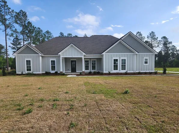 116 Stornoway Dr, Leesburg, GA 31763