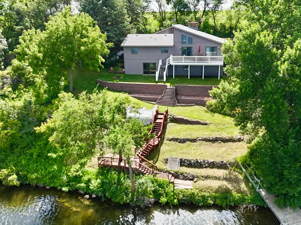 11124 Nine Mile Rd, Veblen, SD 57270