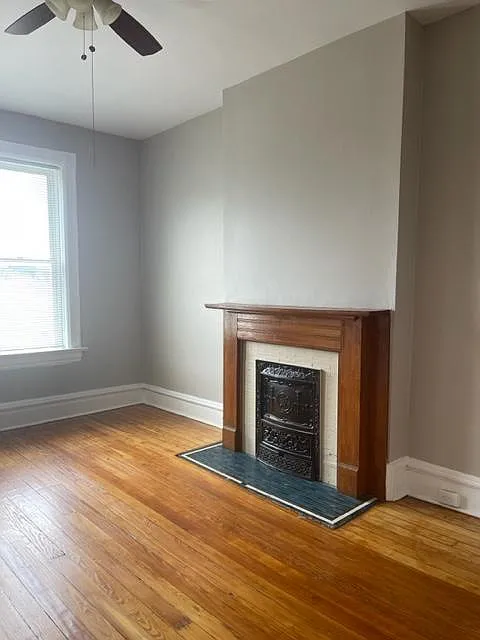 1 bed, 900 sqft, $1,150 — Photo 2