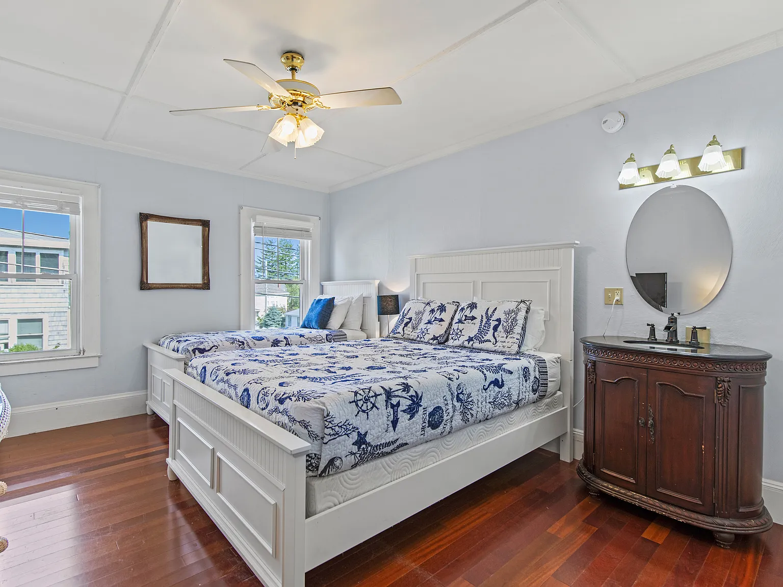 5 bed, 2019 sqft, $5,500 — Photo 2
