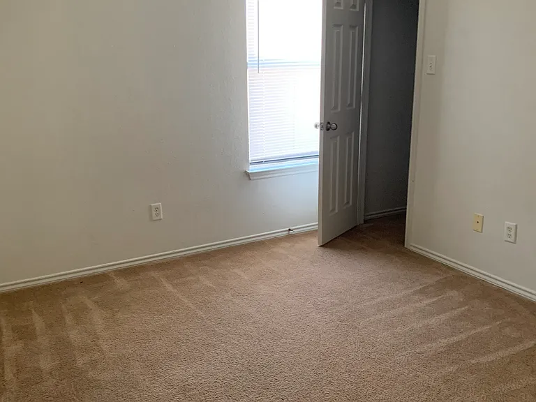 2916 Ashley Dr #2916 — Photo 14