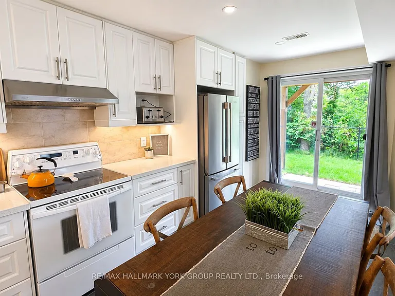 723 Firth Ct #BASEMENT — Photo 4