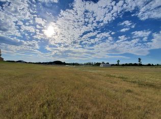 405 W Walnut Ave, Frazee, MN 56544