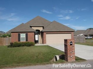 407 Clay Ridge Dr, Youngsville, LA 70592