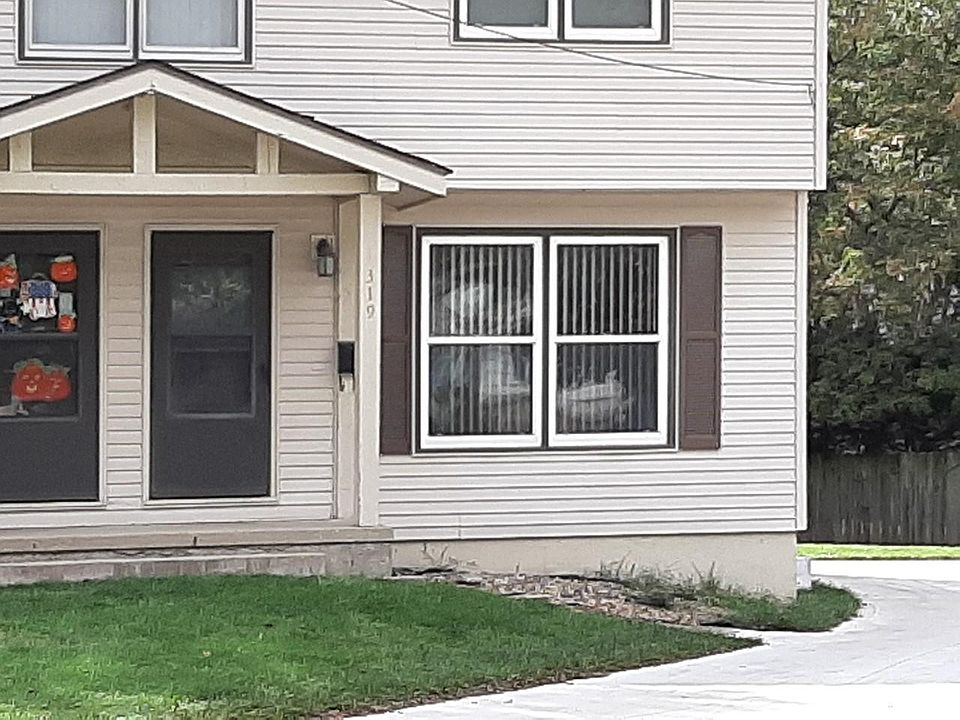 2 bedroom , 2 bath, All creature comforts are new. Laundry in lower level. Private family street.