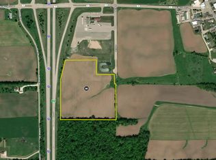 Semi Dr, Manitowoc, WI 54220