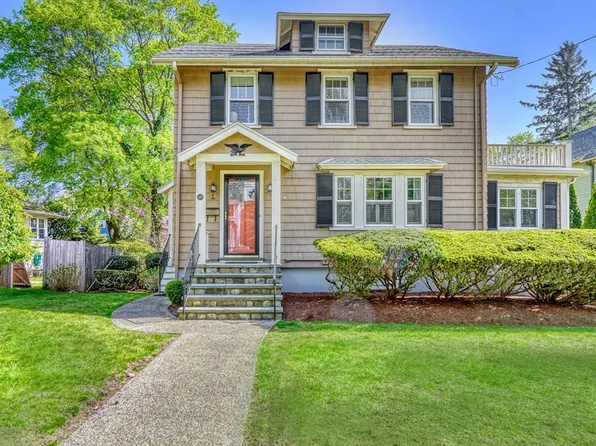 149 E Foster St, Melrose, MA 02176