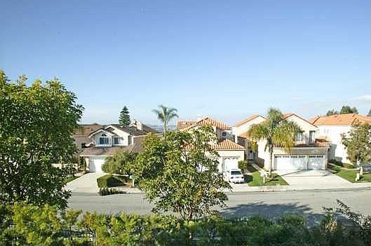 1st image of 24932 Eaton Ln