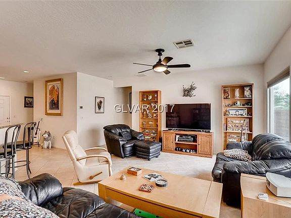 5th image of 7812 Widewing Dr