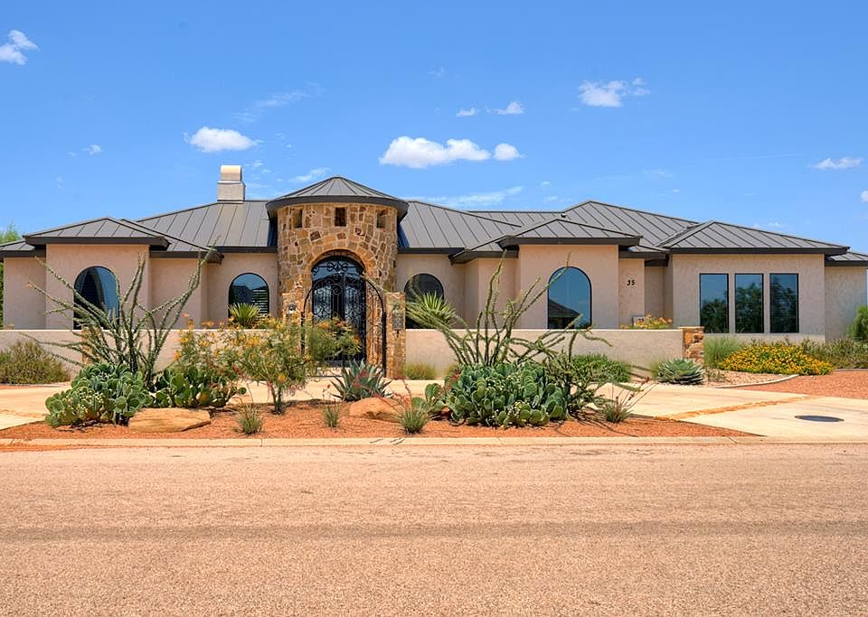 1st image of 35 Castle Oaks Dr