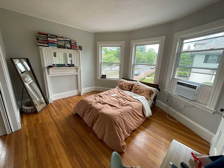 14 Porter Rd #14 — Photo 3