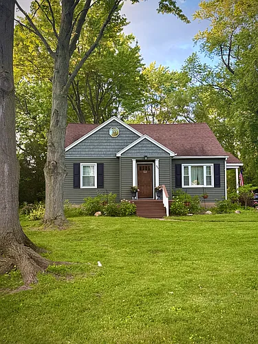 723 Hillview Ct Photo 1