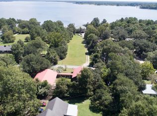 411 Old Village Dr, Pinopolis, SC 29469