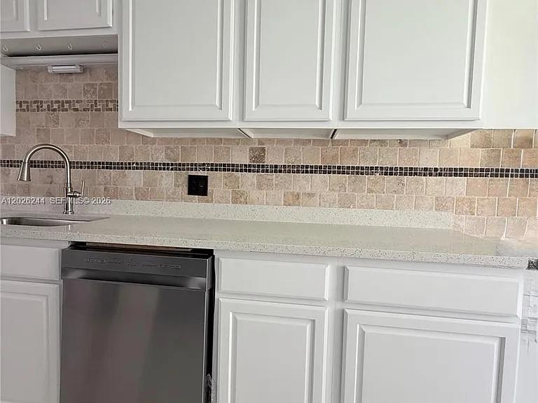 22217 SW 61st Ave — Photo 6