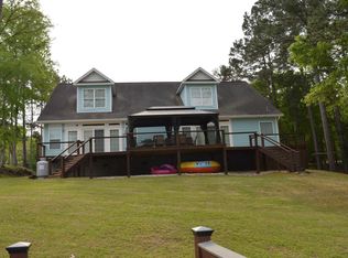 2550 Lake Rd, Ridgeway, SC 29130