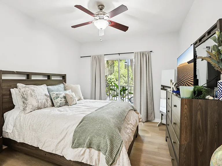 10125 Courtney Palms Blvd #201 — Photo 16