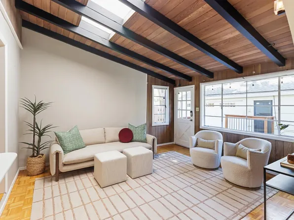 3996 Colonial Way, Sacramento, CA 95817