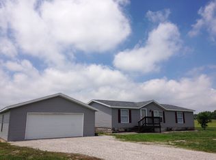 1451 Newport Rd, Smithboro, IL 62284