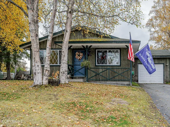 713 Sycamore St, Kenai, AK 99611