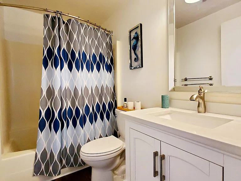 2nd Bathroom