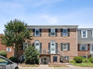 14450 Cool Oak Ln, Centreville, VA 20121