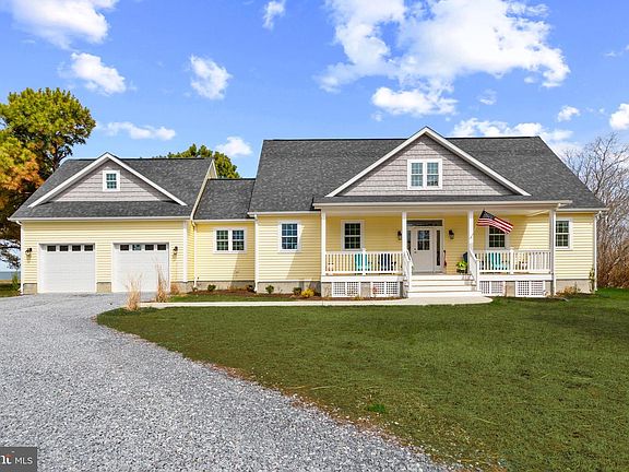 3rd image of 7650 Ferry Cove Rd