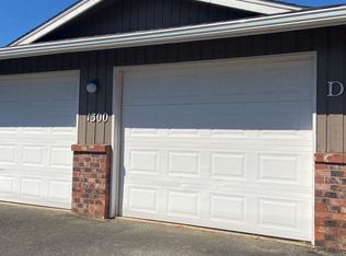 1300 Main St #A, Lynden, WA 98264