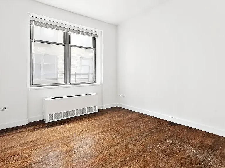 100 W 58th St #10G — Photo 5