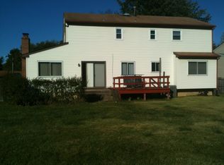 125 Westminster Dr, Mount Laurel, NJ 08054