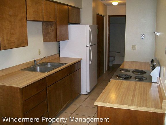2nd image of 1421 S College Ave APT 15