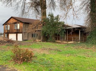 19586 Clover Rd, Redding, CA 96002
