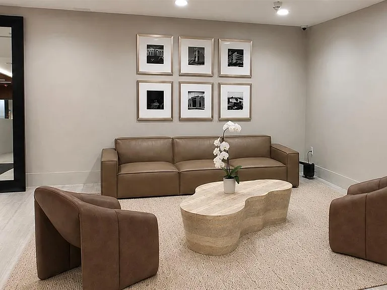 1861 NW South River Dr #2609 — Photo 24