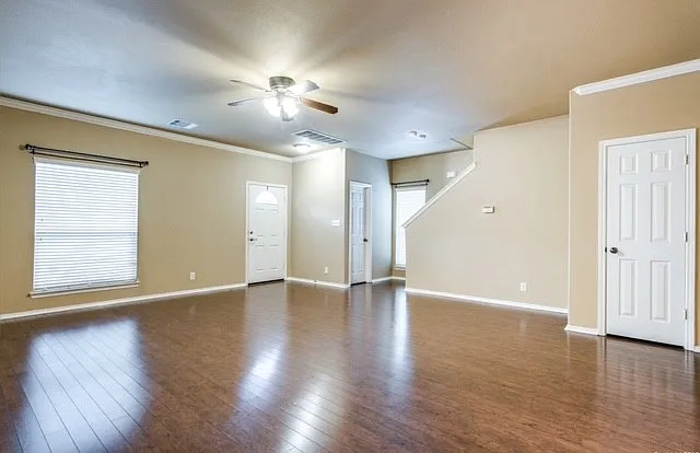 514 Willow Grove Dr — Photo 4