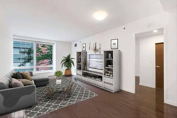 Rented by Cooper & Cooper Real Estate | media 18