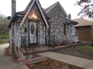 6814 Myron Ave, Saint Louis, MO 63121