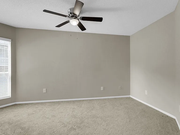 Bradford - 1 Bed / 1 Bath - 544 Sq.Ft.
