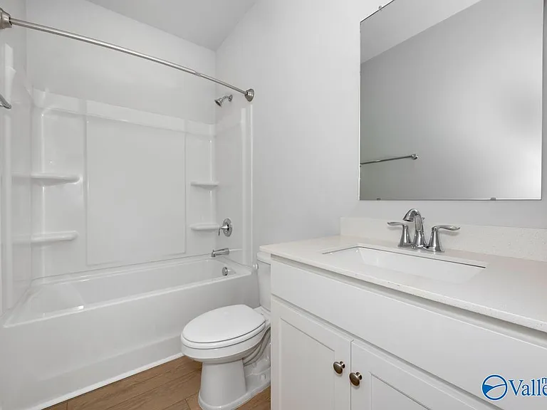 147 Wolfe Ln — Photo 11