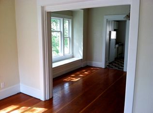 2703 SE Belmont St, Portland, OR 97214