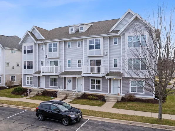 7135 Discovery Ln, Madison, WI 53719