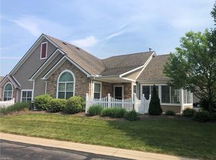 121 Shaw Dr, Kent, OH 44240