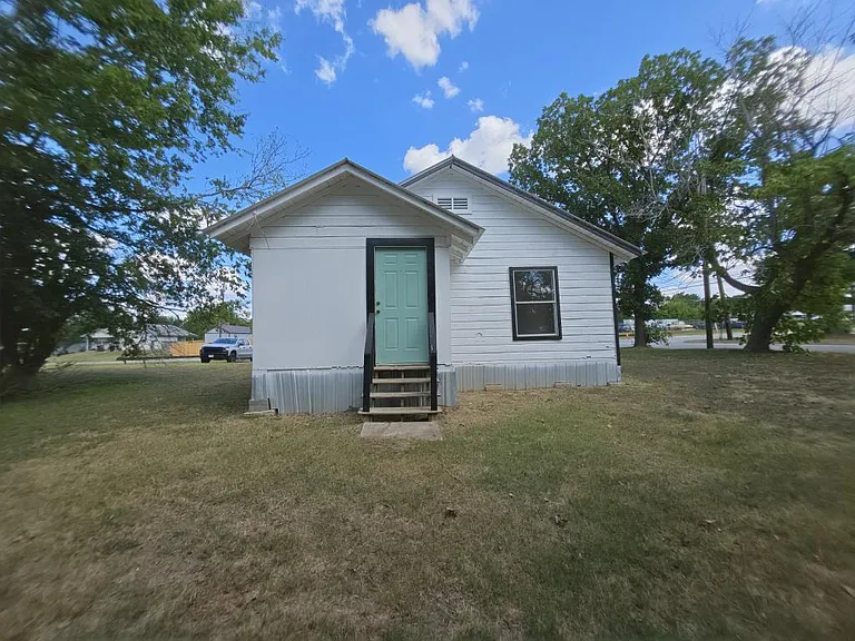 101 E Osr — Photo 22
