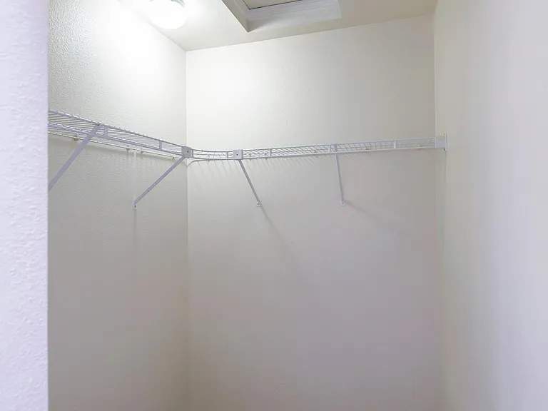Washington Court Residential — Photo 15