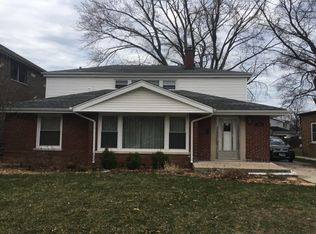 9215 S Central Park Ave, Evergreen Park, IL 60805