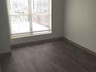 3rd image of 1210 N La Salle St #1305