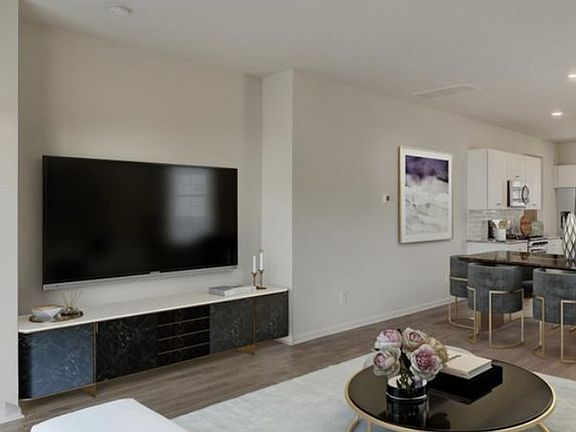 4th image of 308 Tiliwa St