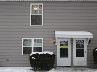 2218 Glendale Blvd, Valparaiso, IN 46383