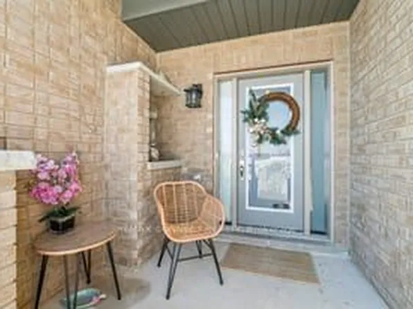 39 Turnberry Ln, Barrie, ON L9J 0M8